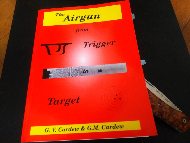 【空気銃 本】空気銃 物理のバイブル【The Airgun from Trigger to Target】の感想：「スプリンガー＆プリチャージ空気銃の物理 本」